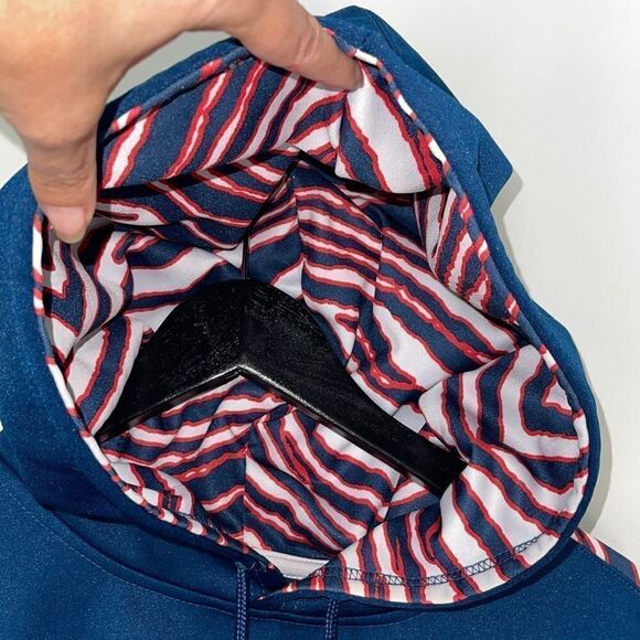 NFL Team Apparel Unisex Hoodie Sweatshirt Patriots Zubaz Pullover Navy Blue Size - Picture 4 of 11